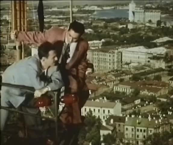 Тарапунька_и_Штепсель_под_облаками.1953.480P.RUS.RUS.mp4