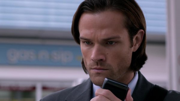 Supernatural.S10E01.Black.1080p.RUS.DUB.Кравец.mp4