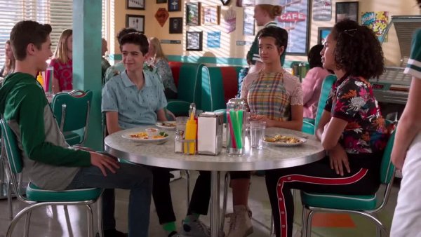 Andi_Mack_s03e12.The_Ex_Factor.RUS.DVO.Goldteam.mp4