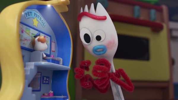 Forky.Asks.a.Question.S01E08.720p.RUS.MVO.Flarrow.Films.mp4