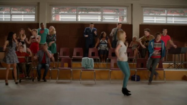 Glee.S05E12.720p.Rus.MVO.FluxTeam.mp4