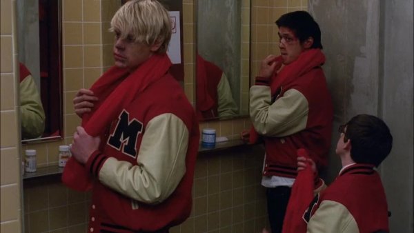 glee.s02e11.720.rus.novafilm.mp4