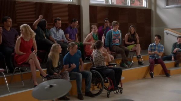 Glee.S05E13.720p.Rus.MVO.FluxTeam.mp4