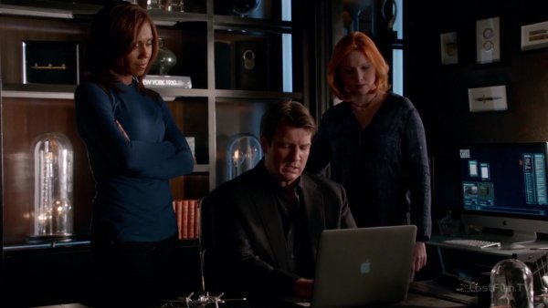 Castle.S08E18.1080p.rus.LostFilm.mp4